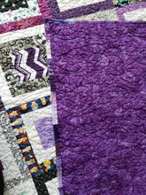 Load image into Gallery viewer, Scrappy Courthouse PDF Pattern