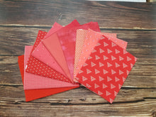 Load image into Gallery viewer, Red Fat Eighth Bundle