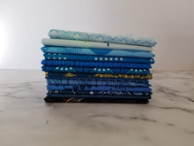 Load image into Gallery viewer, Blue Fat Quarter Bundle - Small