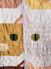 Load image into Gallery viewer, "Fat Cat" - Throw Quilt
