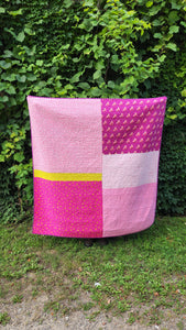 "Perfect Picnic" - Throw Quilt