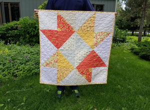 "Giant Scrappy Star" - Baby Quilt