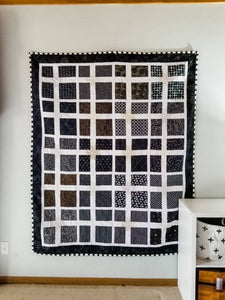 "Under the Tree" - Throw Quilt