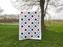 Load image into Gallery viewer, &quot;Starburst Chain&quot; - Rainbow Star Full Quilt