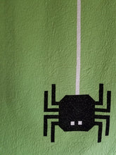 Load image into Gallery viewer, &quot;Jumbo Spider&quot; - Halloween Throw Quilt
